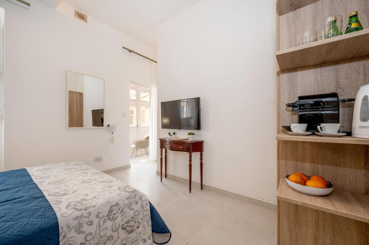 Vela Blu Boutique Suites Gzira Экстерьер фото
