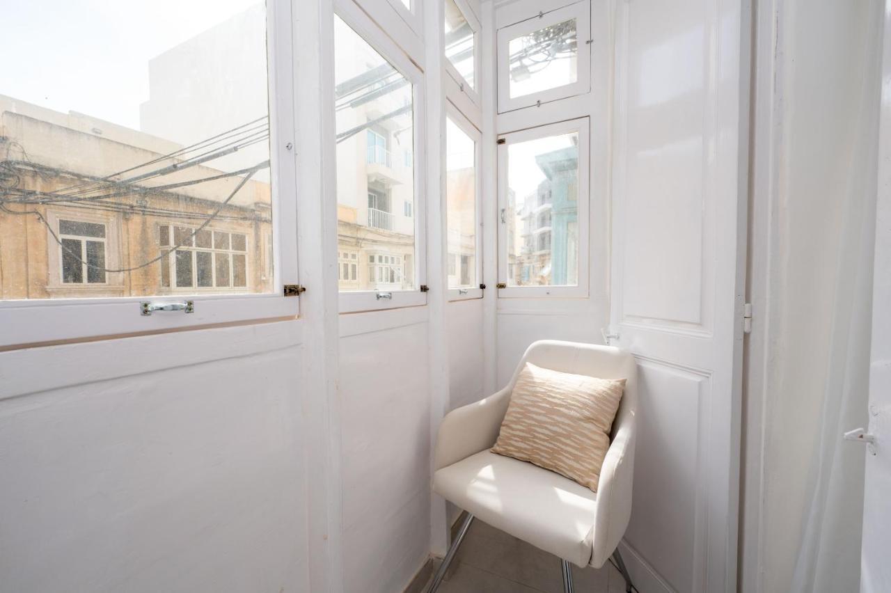 Vela Blu Boutique Suites Gzira Экстерьер фото