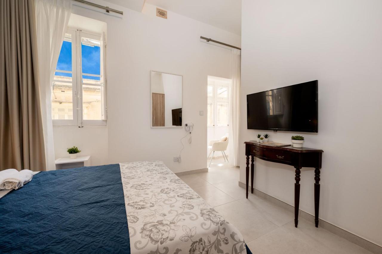 Vela Blu Boutique Suites Gzira Экстерьер фото